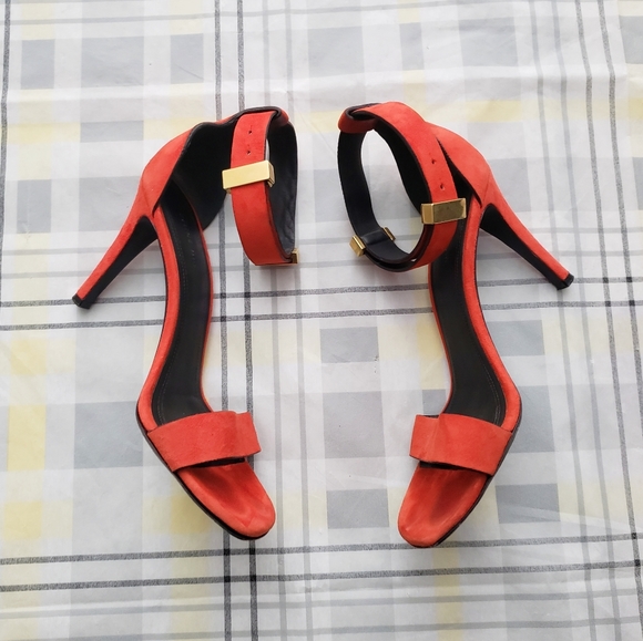 Celine Paris Red Suede Heels Italy Gold Clasp Cute - Picture 10 of 16